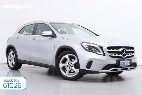 Silver 2017 Mercedes-Benz GLA220 Wagon D