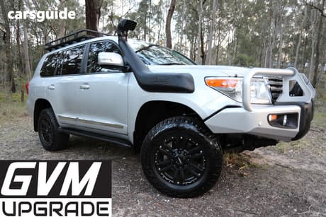 Silver 2015 Toyota Landcruiser Wagon Vx (4X4)