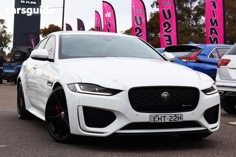 White 2020 Jaguar XE Sedan P300 R-Dynamic Se