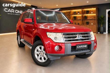 Red 2009 Mitsubishi Pajero Wagon Glx Lwb (4X4)