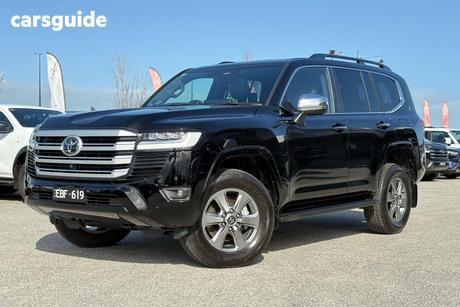 Black 2026 Toyota Landcruiser Wagon Lc300 Sahara (4X4)