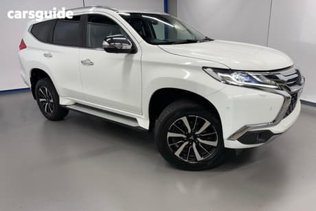 White 2019 Mitsubishi Pajero Sport Wagon Exceed (4X4) 7 Seat