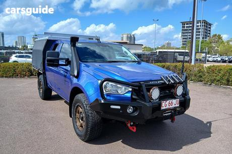 Blue 2023 Isuzu D-MAX Crew Cab Chassis Sx (4X4)