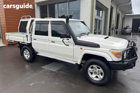 White 2012 Toyota Landcruiser Double Cab Chassis Gxl (4X4)