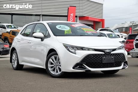 White 2024 Toyota Corolla Hatchback Ascent Sport