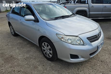 Silver 2007 Toyota Corolla Sedan Ascent