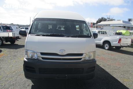 White 2008 Toyota HiAce Bus Commuter