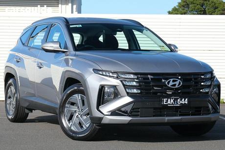 Silver 2026 Hyundai Tucson Wagon Hybrid (Fwd)