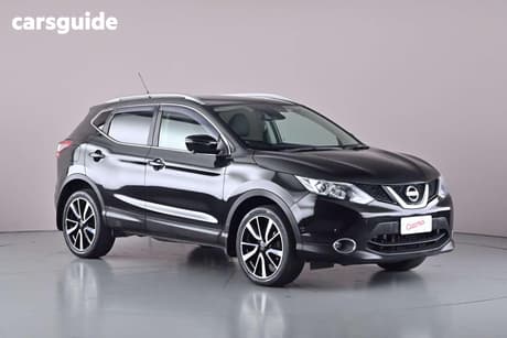 Black 2017 Nissan Qashqai Wagon Ti (4X2)