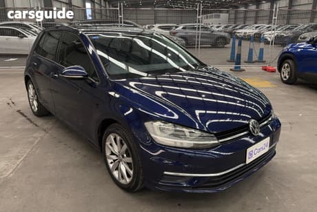 Blue 2018 Volkswagen Golf Hatchback 110 Tsi Comfortline