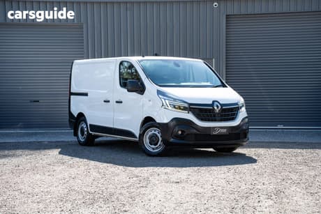 White 2022 Renault Trafic Van L1 Swb Premium