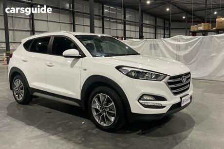 White 2017 Hyundai Tucson Wagon Active X (Fwd)