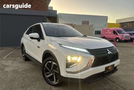 White 2024 Mitsubishi Eclipse Cross Wagon Es Phev (Awd)