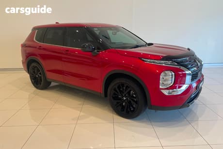 Red 2023 Mitsubishi Outlander Wagon Black Edition 7 Seat (2Wd)