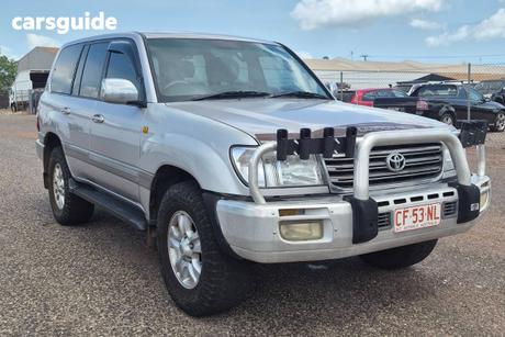 Silver 2004 Toyota Landcruiser Wagon Sahara (4X4)