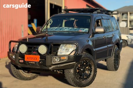 Brown 2012 Mitsubishi Pajero Wagon Glx-R Lwb (4X4)