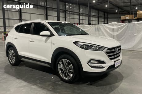 White 2017 Hyundai Tucson Wagon Active X (Fwd)