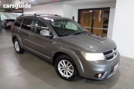 Grey 2013 Dodge Journey Wagon Sxt
