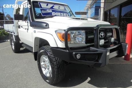 White 2020 Toyota Landcruiser Cab Chassis Gx + Diff Locks