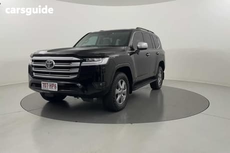 Black 2022 Toyota Landcruiser Wagon Lc300 Sahara (4X4)