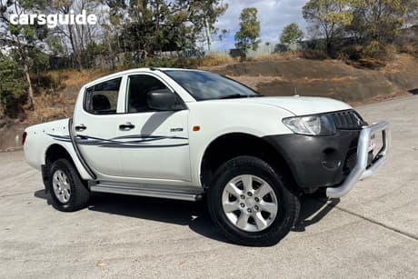 White 2008 Mitsubishi Triton Double Cab Utility Glx