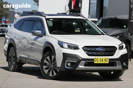 White 2023 Subaru Outback Wagon Awd Touring