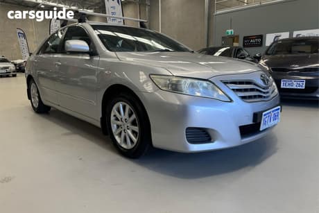 Silver 2011 Toyota Camry Sedan Altise