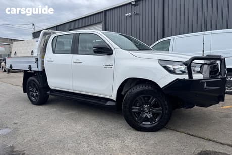 White 2023 Toyota Hilux Double Cab Chassis Sr (4X4)