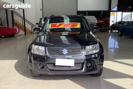 Black 2008 Suzuki Grand Vitara Wagon (4X4)