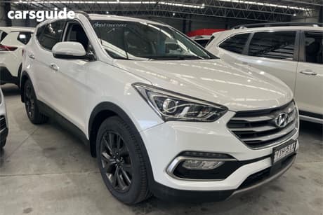 White 2017 Hyundai Santa FE Wagon Active X