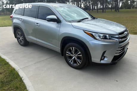 Silver 2017 Toyota Kluger Wagon Gx (4X2)