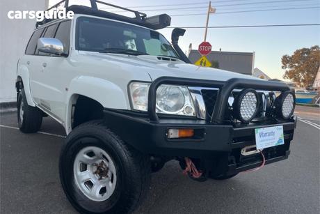 White 2013 Nissan Patrol Wagon St (4X4)