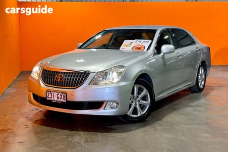 Silver 2012 Toyota Crown Sedan MAJESTA