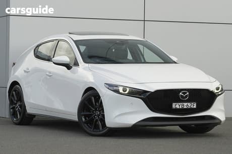White 2023 Mazda 3 Hatchback G25 Astina