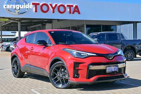 Red 2022 Toyota C-HR Wagon Gr-S (2Wd) Hybrid
