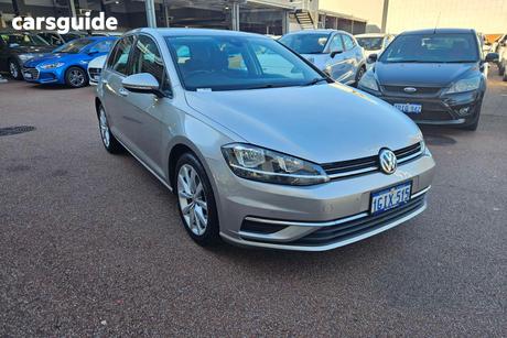 Silver 2017 Volkswagen Golf Hatchback 110 Tsi Comfortline