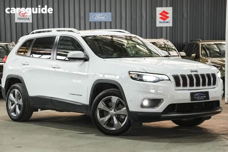 White 2019 Jeep Cherokee Wagon Limited (4X4)