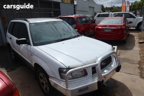 White 2004 Subaru Forester Wagon X