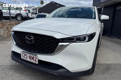 White 2022 Mazda CX-5 Wagon Maxx Sport (Fwd)