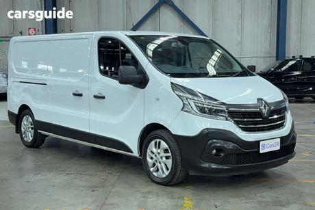 White 2021 Renault Trafic Commercial