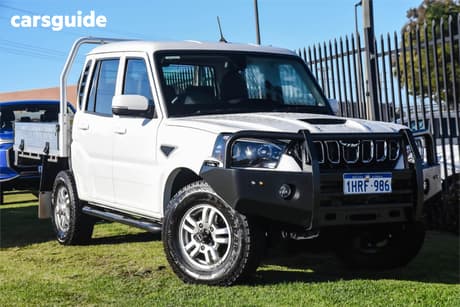 White 2022 Mahindra PIK-UP Dual Cab Utility S10+ 4X4 Black Edition Mhawk