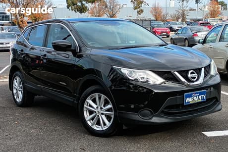 Black 2017 Nissan Qashqai Wagon St (4X2)