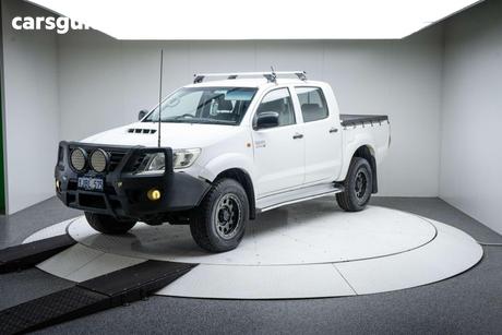 White 2012 Toyota Hilux Dual Cab Pick-up Sr (4X4)