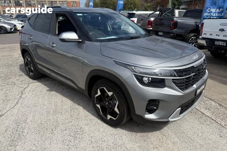 Grey 2023 Kia Seltos Wagon Sport+ (Awd)