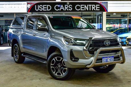 Silver 2023 Toyota Hilux Double Cab Pick Up Sr5 (4X4)