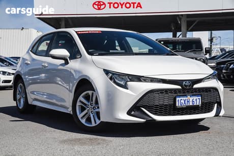 White 2019 Toyota Corolla Hatchback Ascent Sport