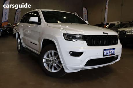 White 2017 Jeep Grand Cherokee Wagon Laredo (4X2)