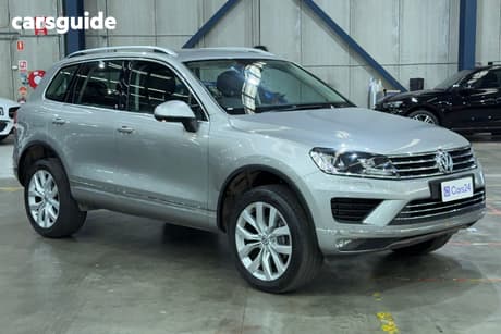 Silver 2015 Volkswagen Touareg Wagon V6 Tdi