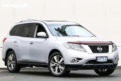 Silver 2016 Nissan Pathfinder Wagon Ti (4X2)
