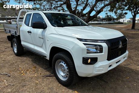 White 2026 Mitsubishi Triton Double Cab Chassis Glx (4X4)